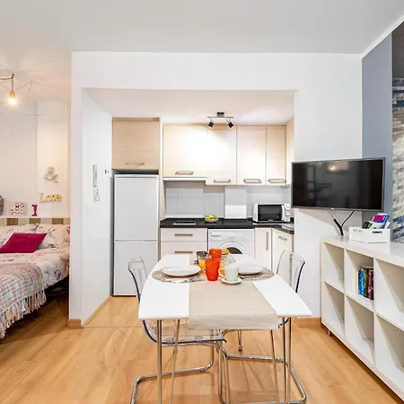 Loft Victoria * مالقة